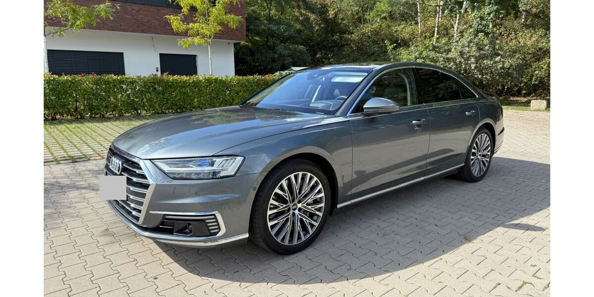 Audi A8 136.000 km 43.500 &euro; Oberhausen 46119
