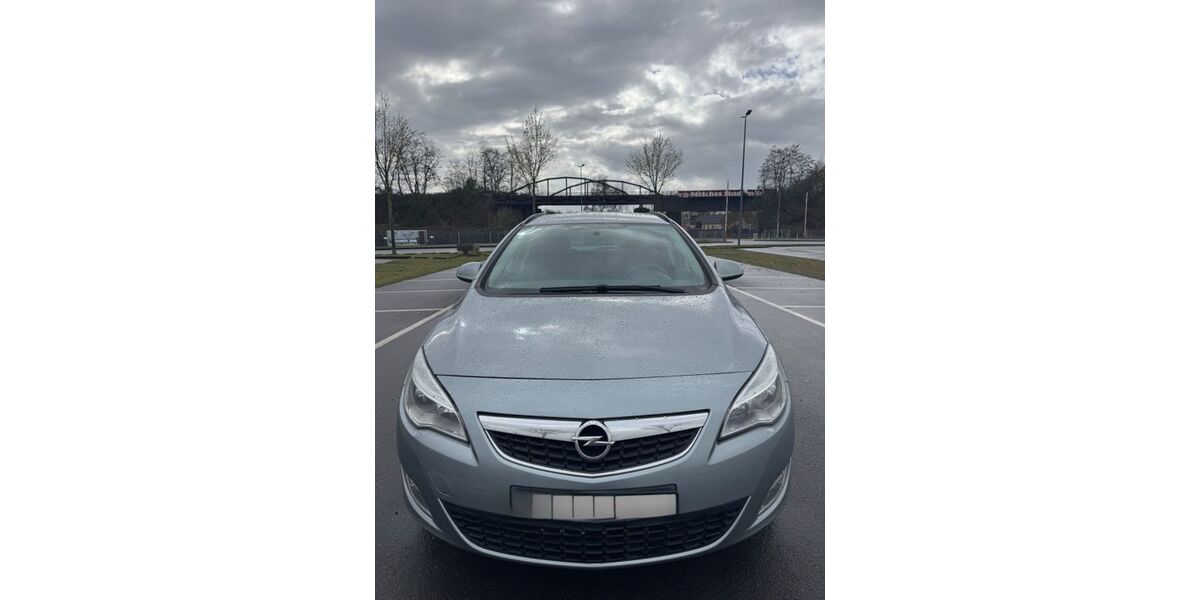 Opel Astra 151.000 km 2.800 &euro; Essen 45327