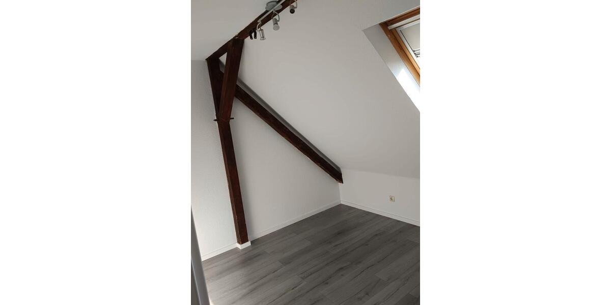 Dachgeschoßwohnung Gladbeck - 3.5 Zimmer, 95 m&sup2;, 665&euro; | Angebot:25932226