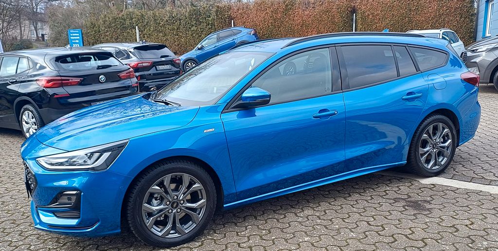 Ford Focus 9.900 km 22.980 &euro; Essen 45307