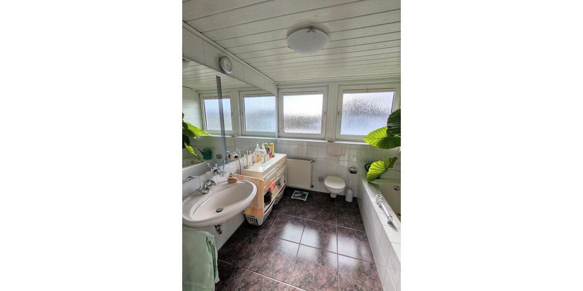 Einfamilienhaus Dorsten - 7 Zimmer, 200 m&sup2;, 480.000&euro; | Angebot:26006290