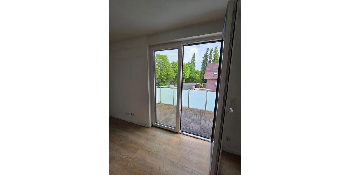 Etagenwohnung Oberhausen Osterfeld - 4 Zimmer, 96 m&sup2;, 1.395&euro; | Angebot:26483504