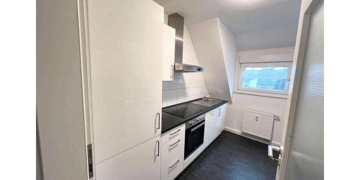 Dachgeschoßwohnung Lünen Brambauer - 3 Zimmer, 60 m&sup2;, 560&euro; | Angebot:25931876