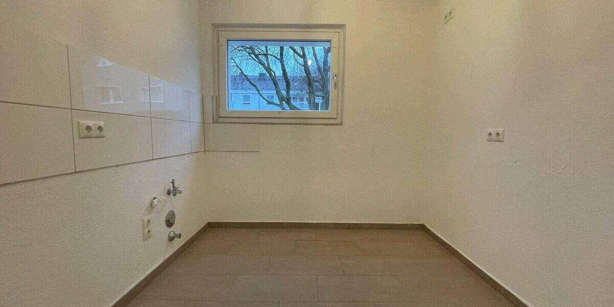 Etagenwohnung Mülheim Broich - 3 Zimmer, 76 m&sup2;, 460&euro; | Angebot:26527773