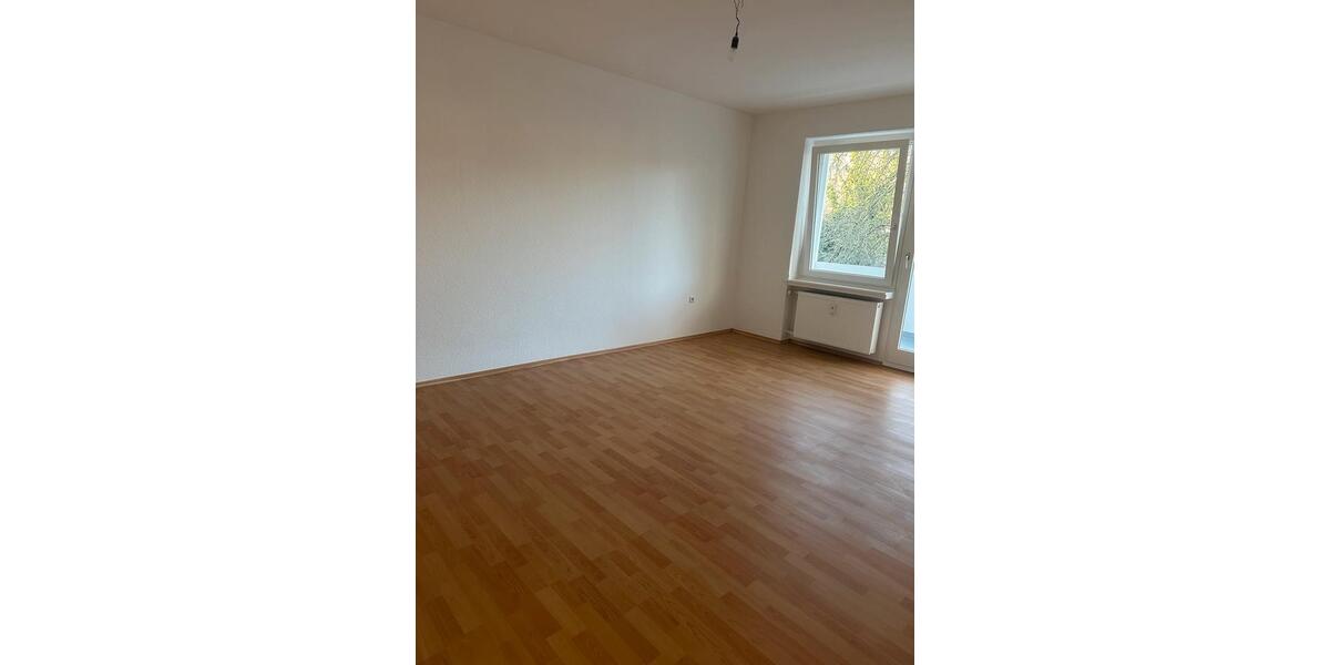 Etagenwohnung Dortmund Gartenstadt - 3 Zimmer, 82 m&sup2;, 999&euro; | Angebot:25930828