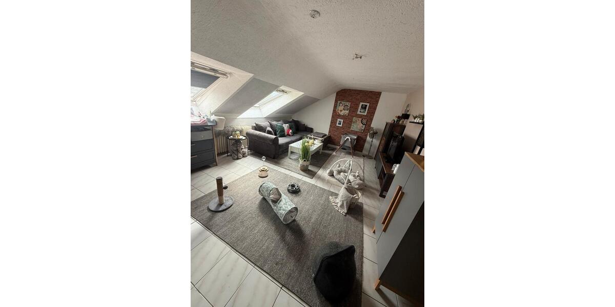 Dachgeschoßwohnung Wuppertal - 4.5 Zimmer, 90 m&sup2;, 916&euro; | Angebot:24399097