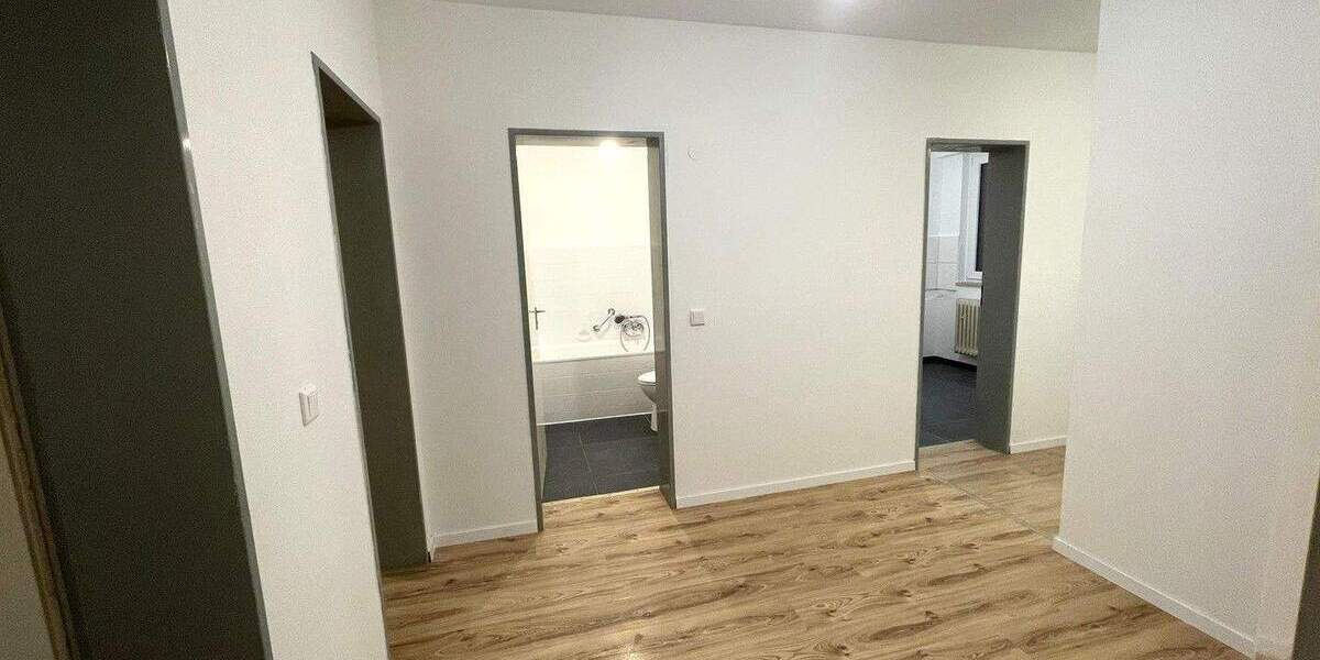 Etagenwohnung Wuppertal Barmen - 2 Zimmer, 64 m&sup2;, 530&euro; | Angebot:25870156