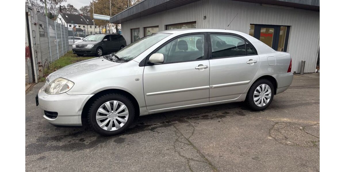Toyota Corolla 208.700 km 3.750 &euro; Essen 45356
