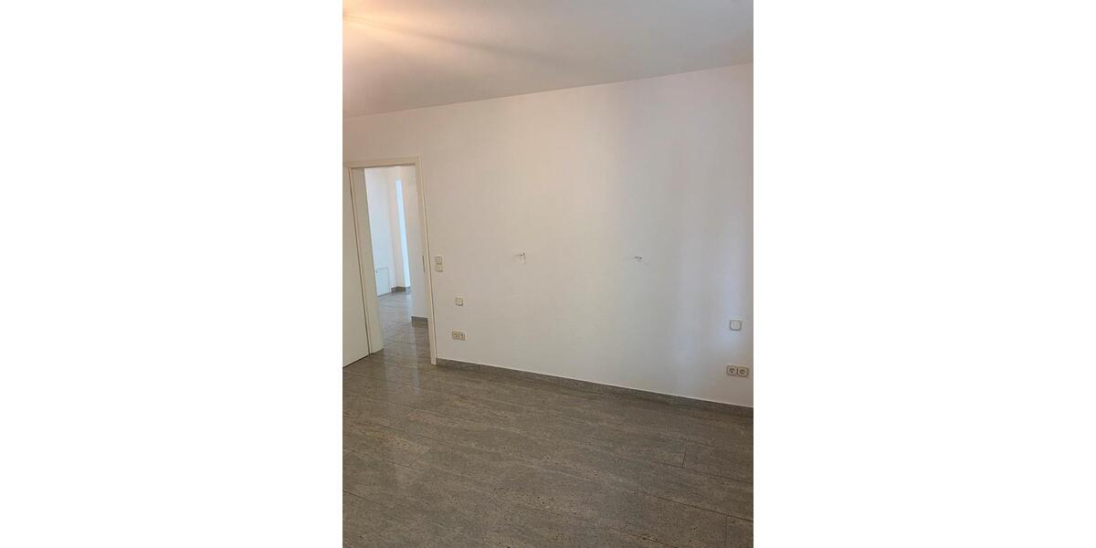 Erdgeschoßwohnung Dortmund Aplerbeck - 3 Zimmer, 100 m&sup2;, 1.200&euro; | Angebot:26428135