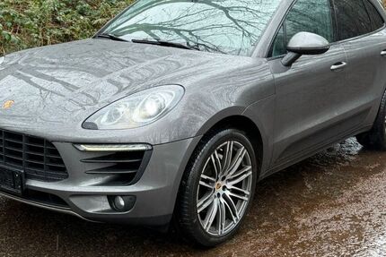 Porsche Macan 181.689 km 28.900 &euro; Gelsenkirchen 45896