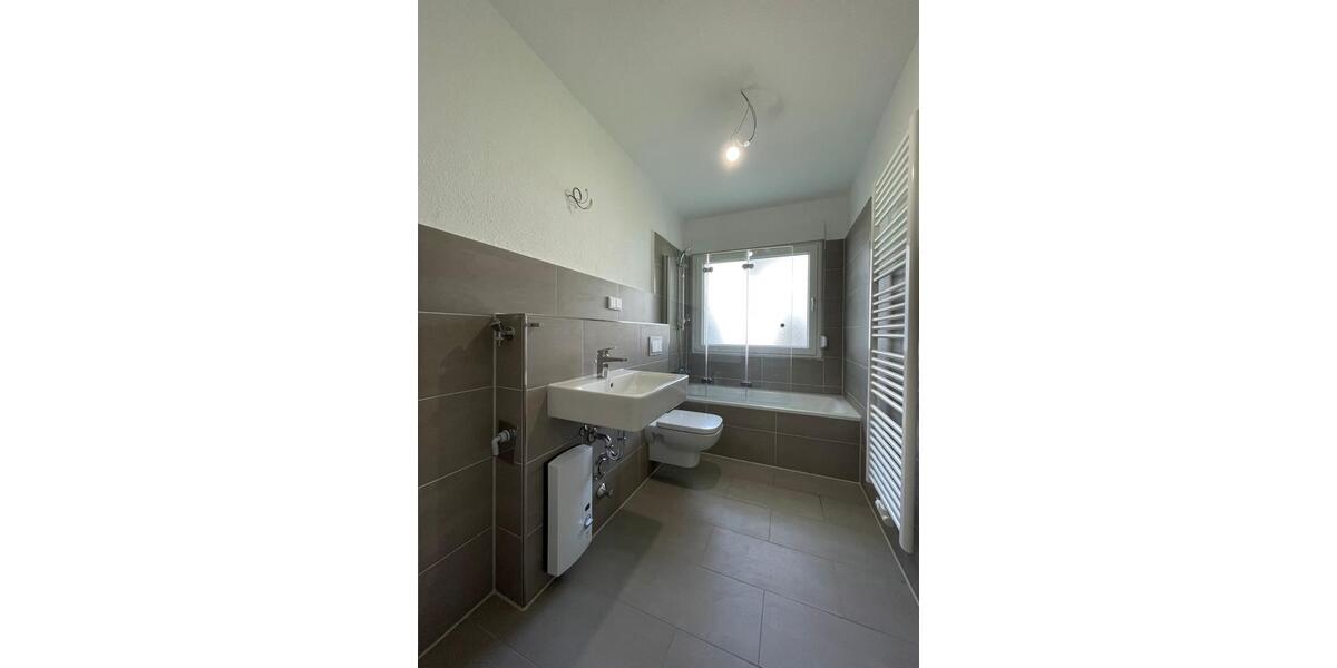 Etagenwohnung Essen Stadtbezirk IV - 4 Zimmer, 87 m&sup2;, 854&euro; | Angebot:26425514