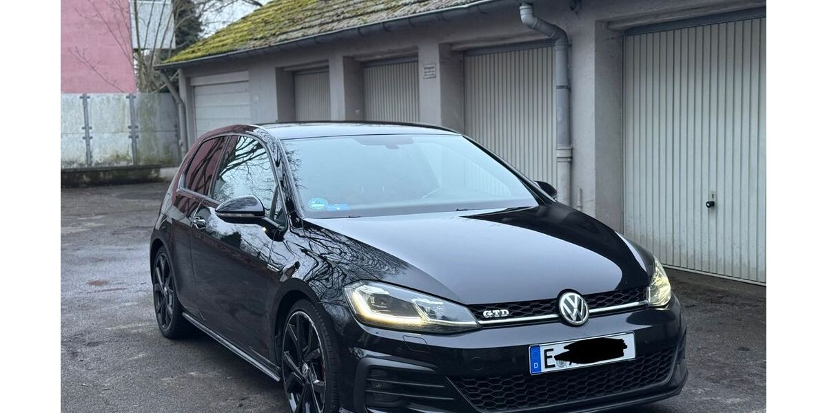 VW Golf 177.000 km 13.000 &euro; Essen 45143