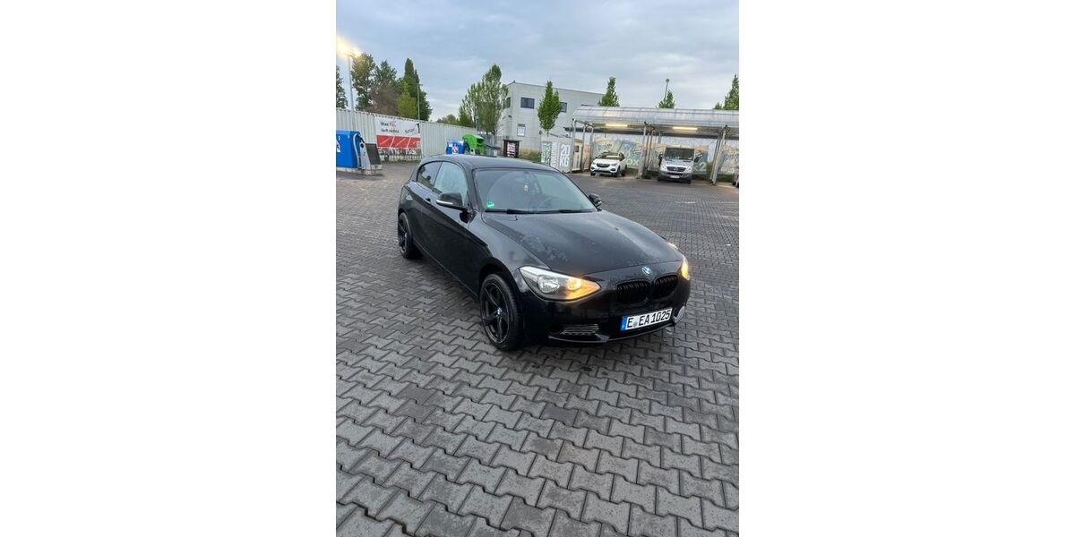 BMW 114 221.000 km 4.700 &euro; Essen 45307