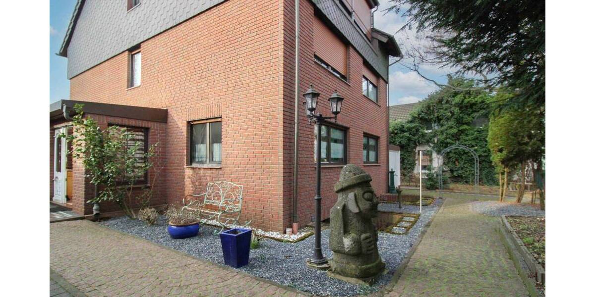 Einfamilienhaus Essen Frintrop - 6 Zimmer, 265 m&sup2;, 899.000&euro; | Angebot:26826071