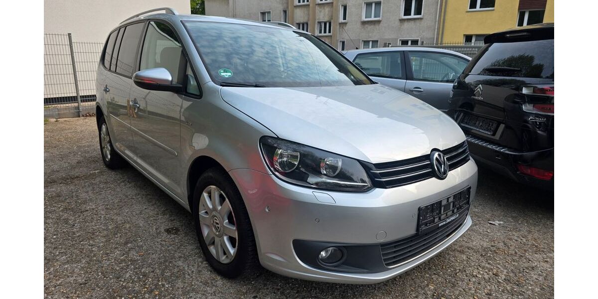 VW Touran 171.000 km 9.999 &euro; Essen 45144