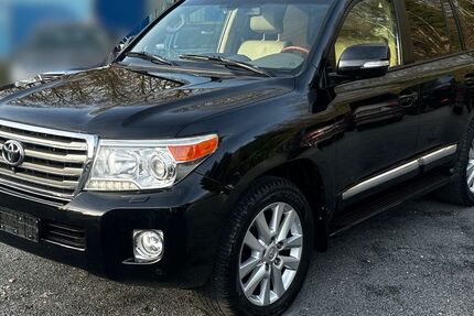 Toyota Land Cruiser 300.000 km 44.888 &euro; Dortmund 44269