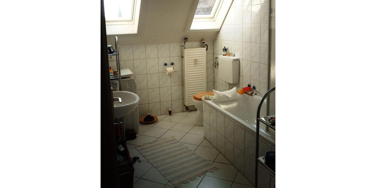 Dachgeschoßwohnung Herne - 3.5 Zimmer, 75 m&sup2;, 560&euro; | Angebot:26033806