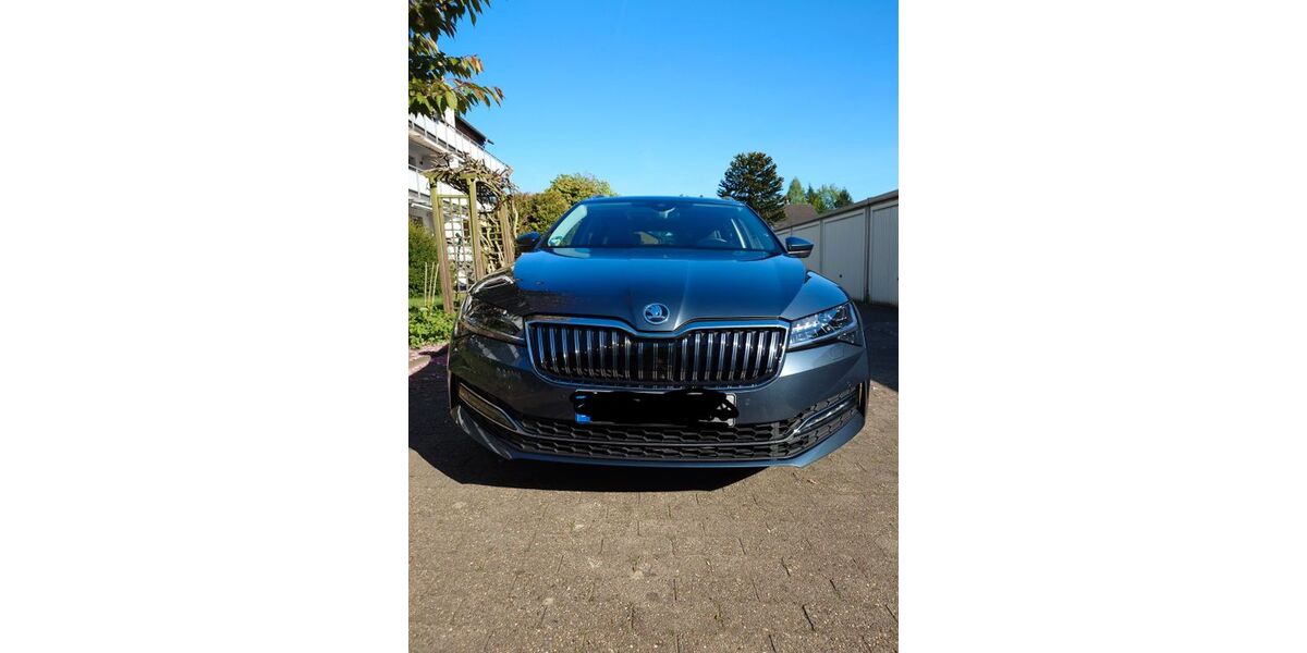 Skoda Superb 75.000 km 32.000 &euro; Oberhausen 46149