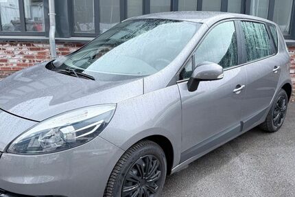 Renault Scenic 67.000 km 5.400 &euro; Essen 45219