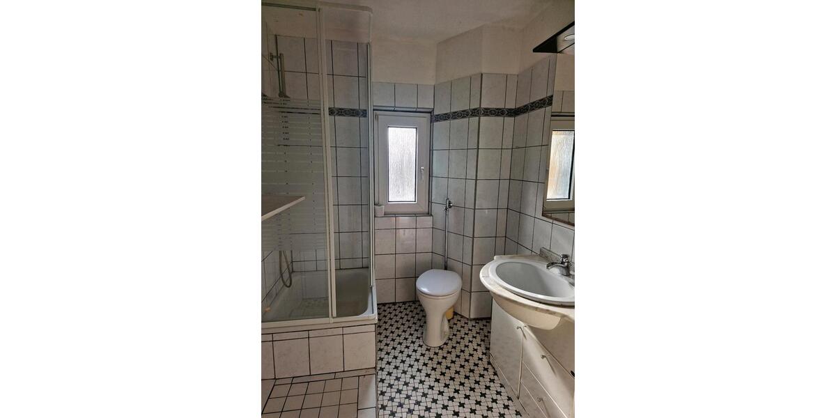 Dachgeschoßwohnung Gelsenkirchen Ückendorf - 3 Zimmer, 67 m&sup2;, 520&euro; | Angebot:25264766