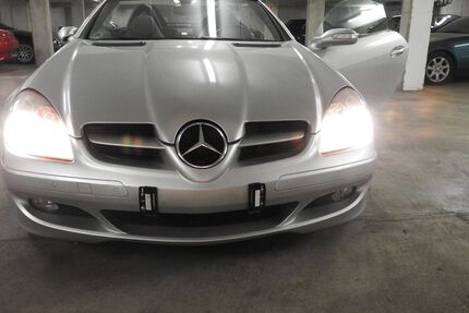 Mercedes-Benz SLK 280 166.999 km 7.666 &euro; Dortmund 44143