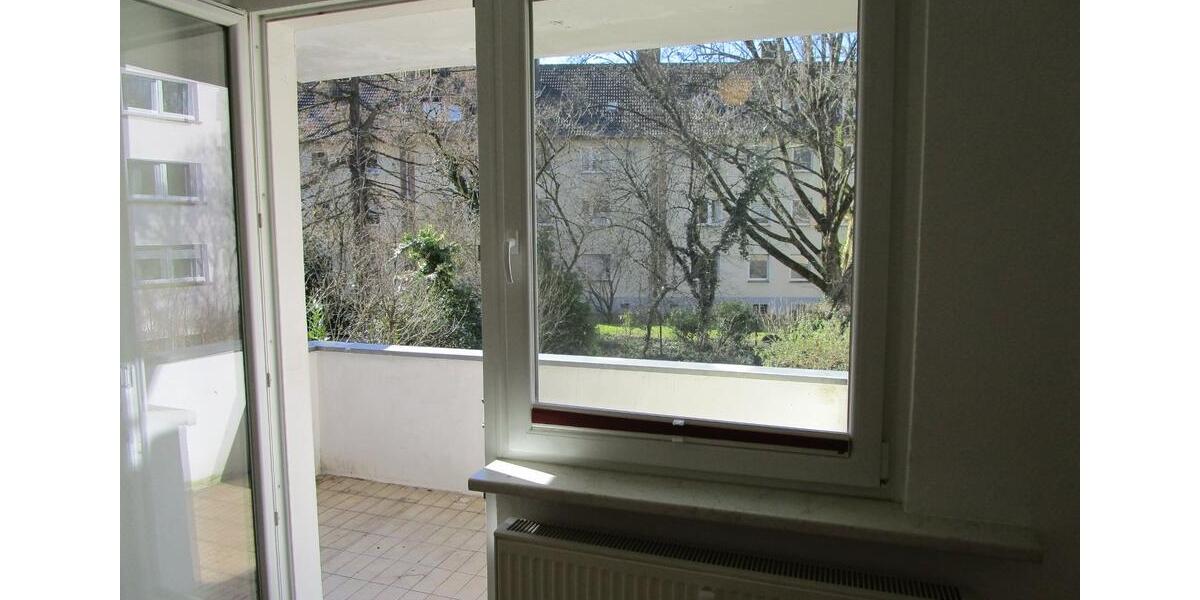 Etagenwohnung Essen Stadtbezirk III - 1.5 Zimmer, 30 m&sup2;, 380&euro; | Angebot:25806818