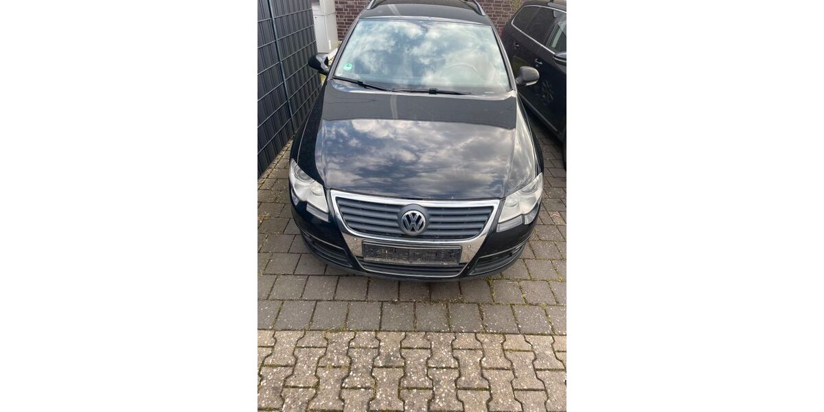 VW Passat Variant 220.000 km 1.690 &euro; Essen 45131