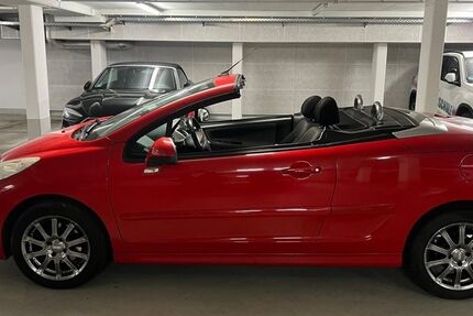 Peugeot 207 200.000 km 3.900 &euro; Essen 45326