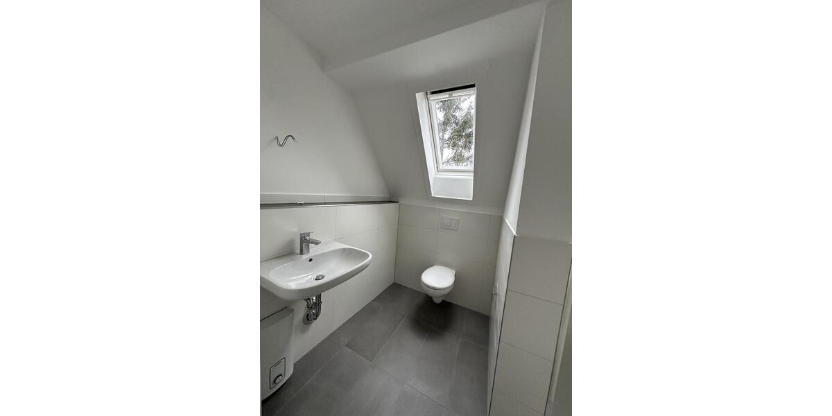 Dachgeschoßwohnung Bottrop - 2.5 Zimmer, 48 m&sup2;, 433&euro; | Angebot:25434223