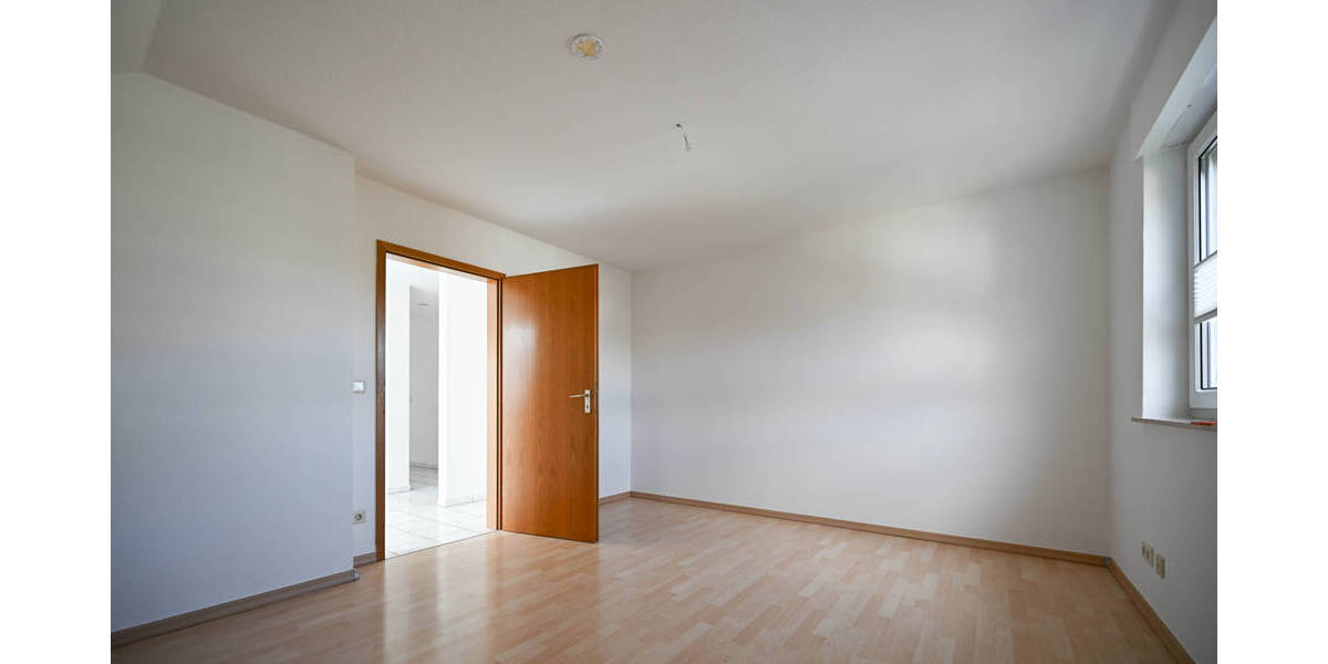 Etagenwohnung Hattingen Holthausen - 3 Zimmer, 67 m&sup2;, 645&euro; | Angebot:26016761