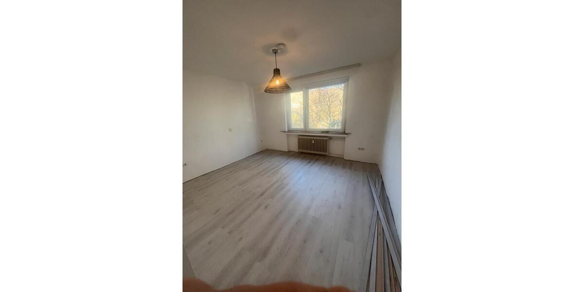 Etagenwohnung Hagen - 2 Zimmer, 65 m&sup2;, 590&euro; | Angebot:25769634