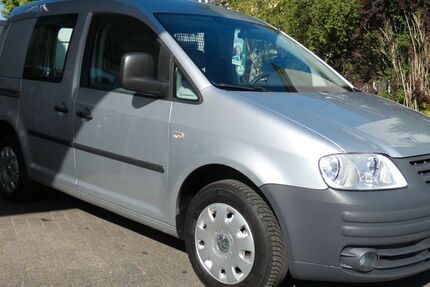 VW Caddy 128.100 km 6.490 &euro; Essen 45149