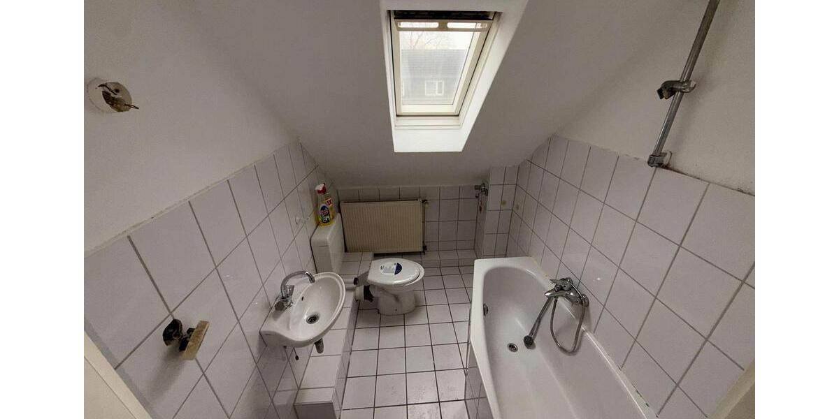 Etagenwohnung Gelsenkirchen Gelsenkirchen-Mitte - 3 Zimmer, 86 m&sup2;, 830&euro; | Angebot:26031852