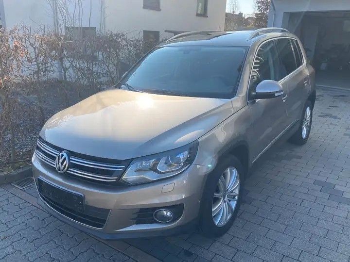 VW Tiguan 295.000 km 7.500 &euro; Bochum 44867