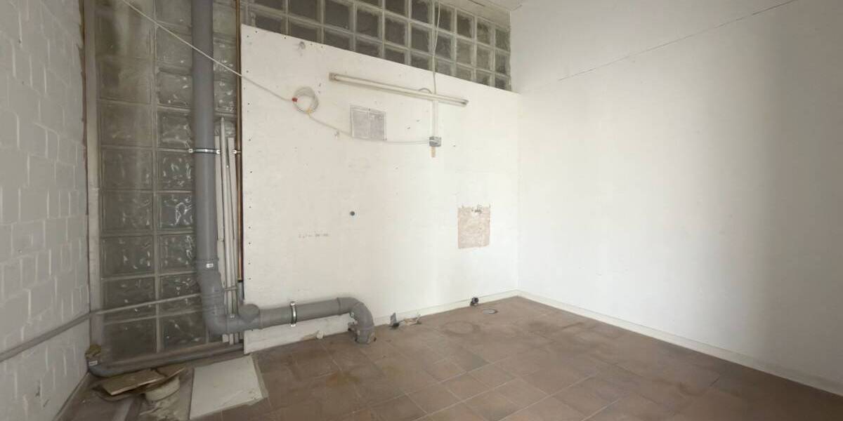 Gewerbeobjekt Oberhausen Lirich-Nord - 9 Zimmer, 2.300&euro; | Angebot:26585910