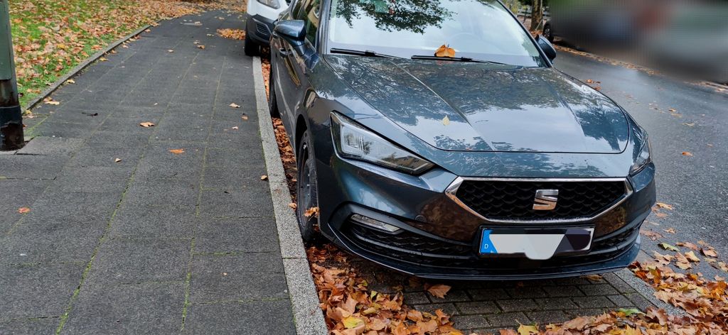 Seat Leon 105.006 km 20.000 &euro; Essen 45355