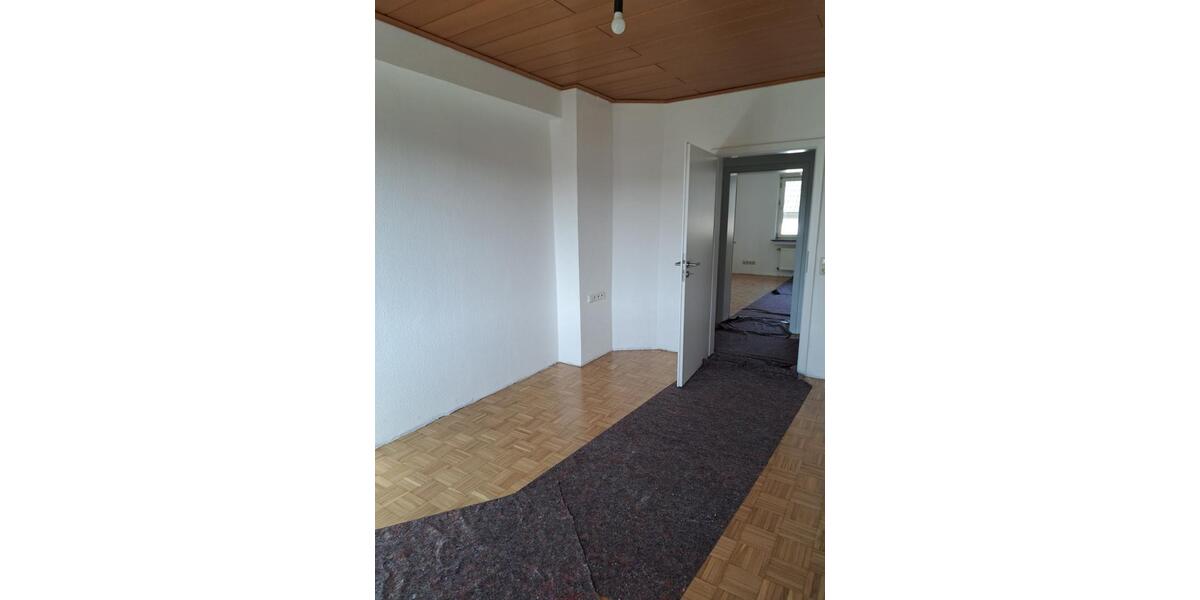 Etagenwohnung Bochum Wiemelhausen - 3 Zimmer, 70 m&sup2;, 520&euro; | Angebot:25749529
