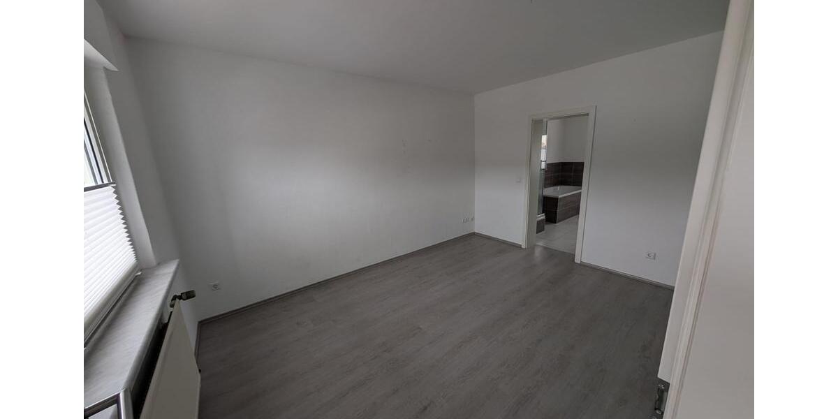 Doppelhaushälfte Dortmund Hombruch - 4.5 Zimmer, 119 m&sup2;, 1.050&euro; | Angebot:25868164