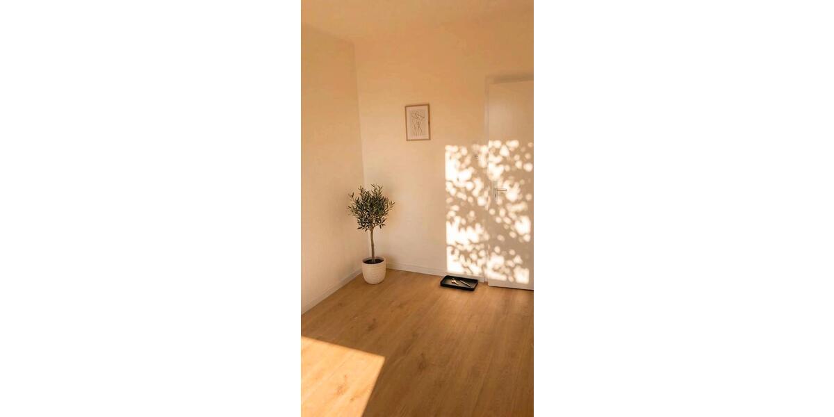 Etagenwohnung Gelsenkirchen Ückendorf - 4 Zimmer, 75 m&sup2;, 590&euro; | Angebot:26456158