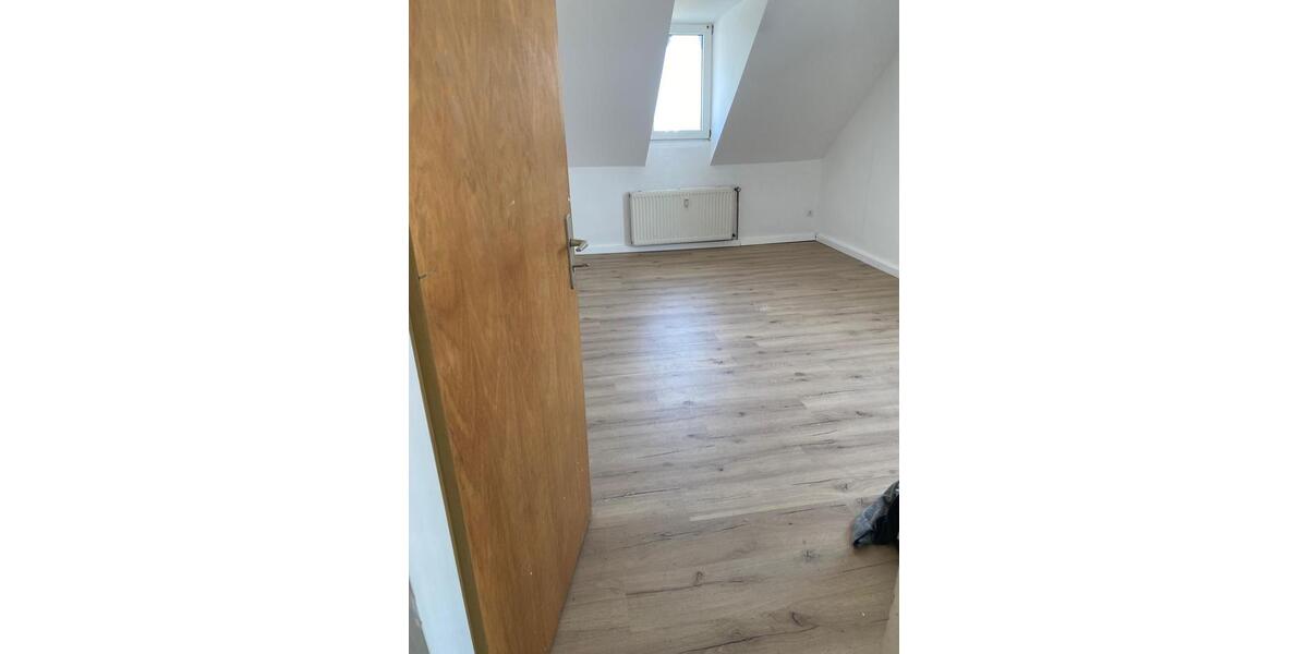 Dachgeschoßwohnung Recklinghausen Grullbad - 3 Zimmer, 80 m&sup2;, 690&euro; | Angebot:25448281