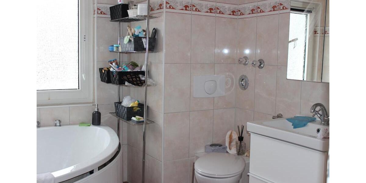 Etagenwohnung Gelsenkirchen Gelsenkirchen-Nord - 6.5 Zimmer, 170 m&sup2;, 360.000&euro; | Angebot:26561307