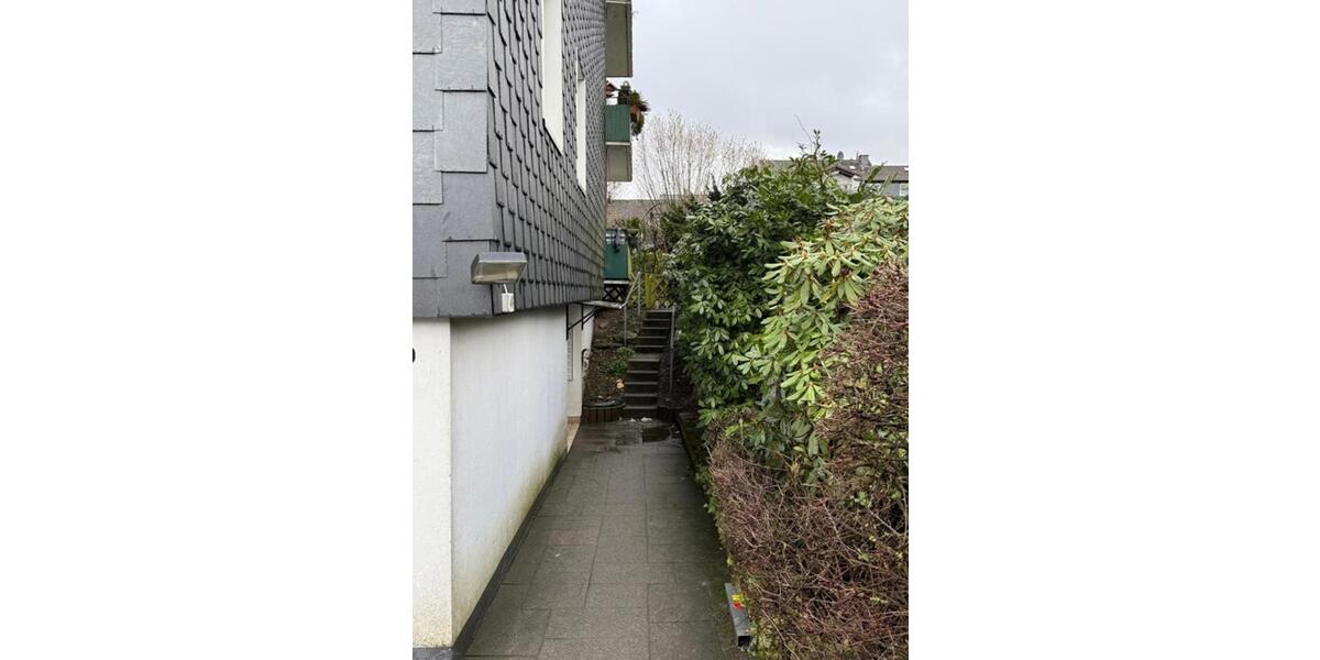 Etagenwohnung Velbert Pöthen - 7 Zimmer, 158 m&sup2;, 349.000&euro; | Angebot:25175195