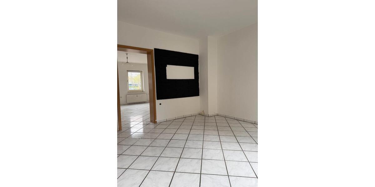 Erdgeschoßwohnung Gelsenkirchen Gelsenkirchen-Mitte - 3 Zimmer, 65 m&sup2;, 490&euro; | Angebot:26651776
