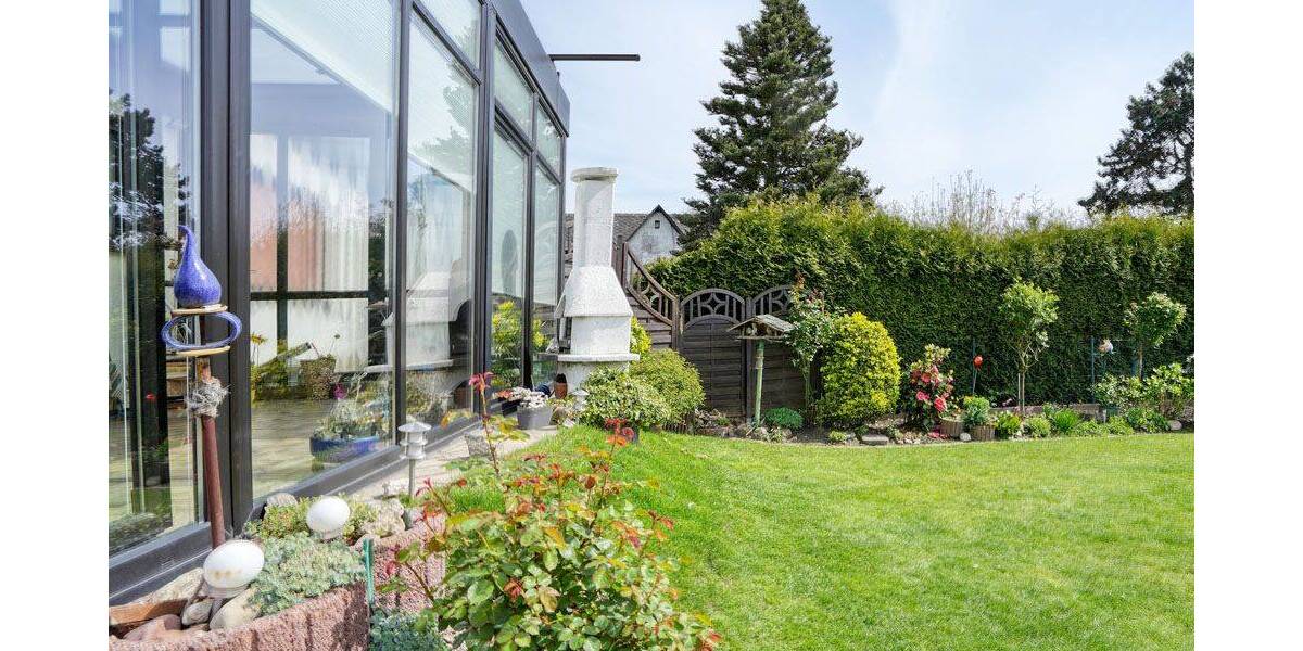 Reihenmittelhaus Bochum Harpen - 5 Zimmer, 109 m&sup2;, 295.000&euro; | Angebot:26570407