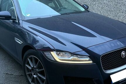 Jaguar XF 82.000 km 20.450 &euro; Wuppertal 42283