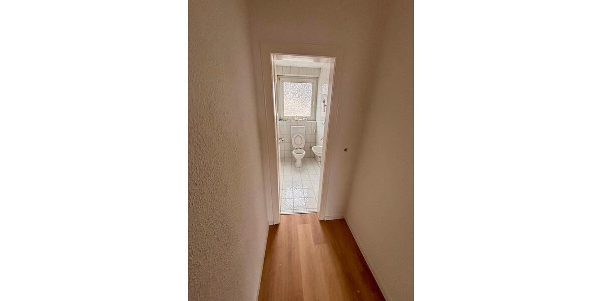 Etagenwohnung Essen Huttrop - 3 Zimmer, 76 m&sup2;, 1.094&euro; | Angebot:25831686