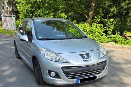 Peugeot 207 67.500 km 4.500 &euro; Wuppertal 42281