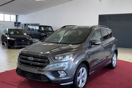 Ford Kuga 61.000 km 14.390 &euro; Oberhausen 46047