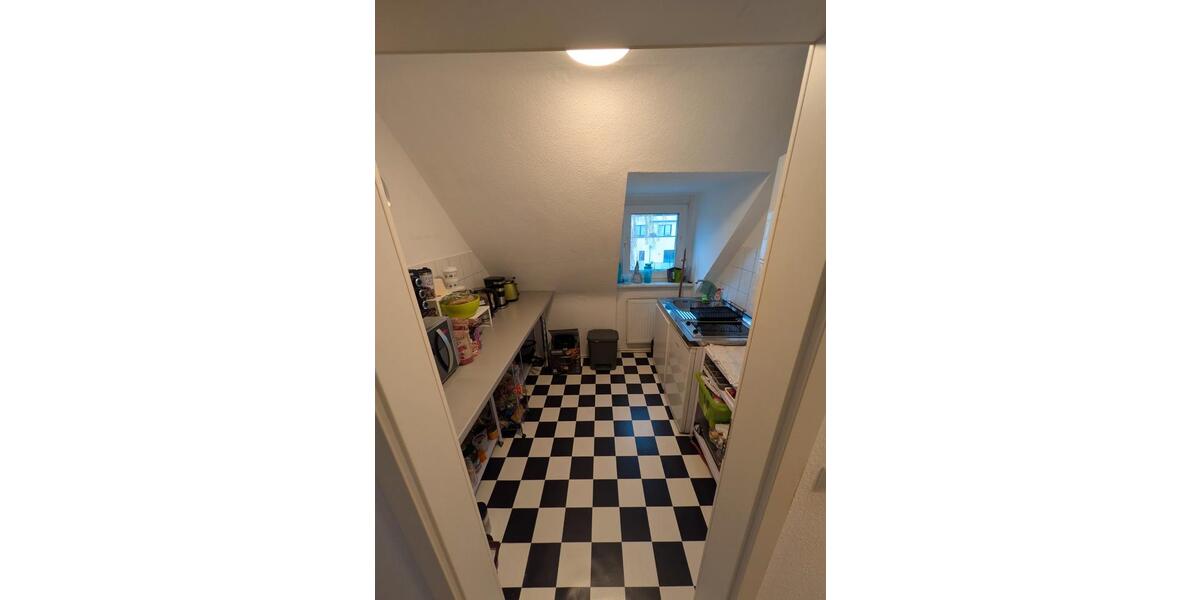 Dachgeschoßwohnung Bochum Querenburg - 3 Zimmer, 68 m&sup2;, 680&euro; | Angebot:26560395