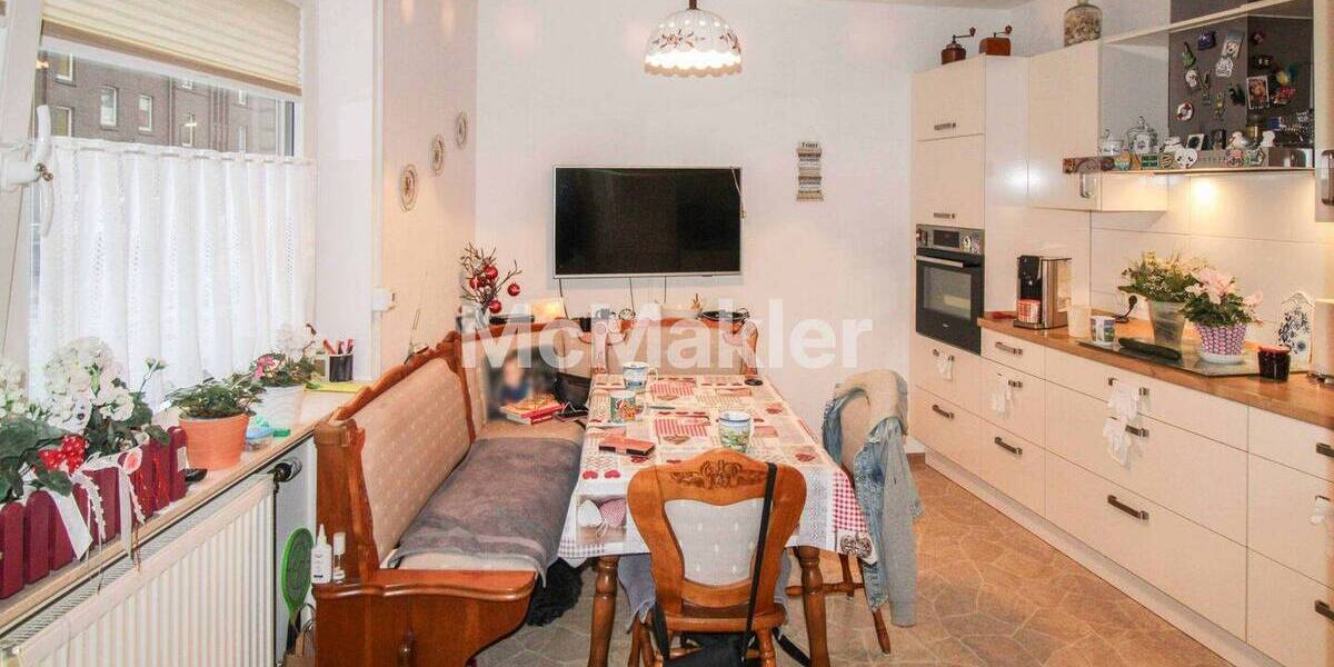 Etagenwohnung Gelsenkirchen Schalke - 3 Zimmer, 100 m&sup2;, 155.000&euro; | Angebot:26596020